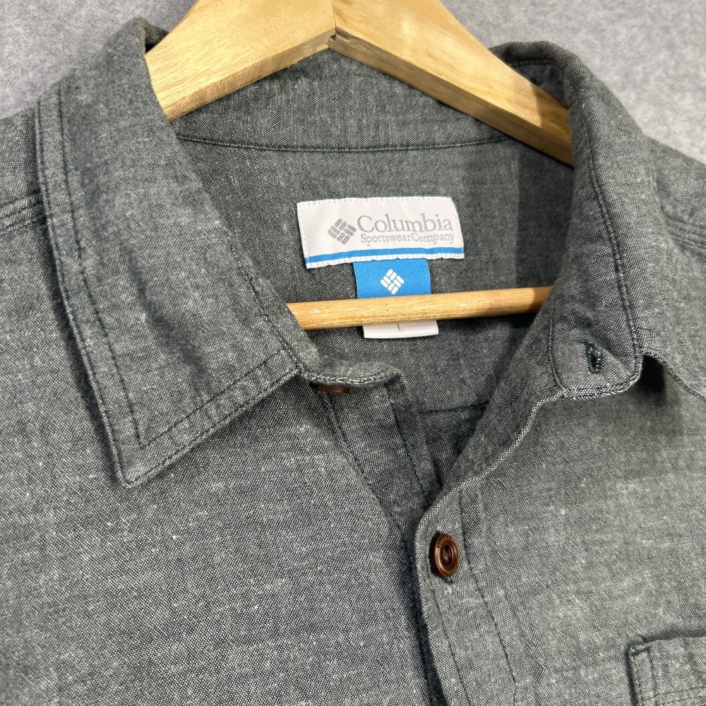 Columbia Shirt Mens Large gray, solid Button Long Sleeve Chest Pocket